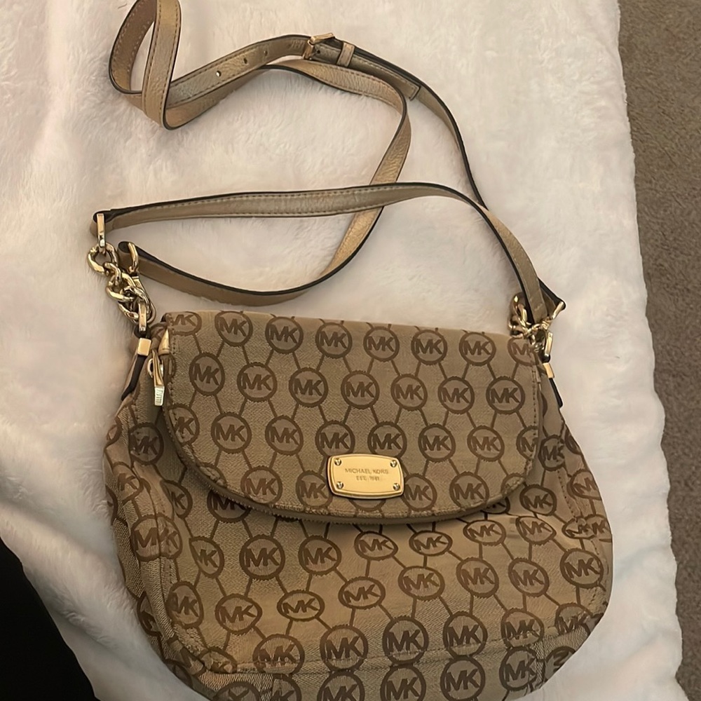 Michael Kors purse